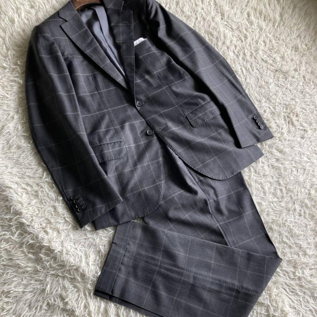 【極美品】定価１２万　サイズＬ　トゥモローランド　ウィンドウペングレースーツ