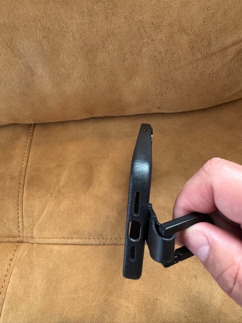 超美品　objcts.io オブジェクツアイオー マイクロバッグ黒iPhone