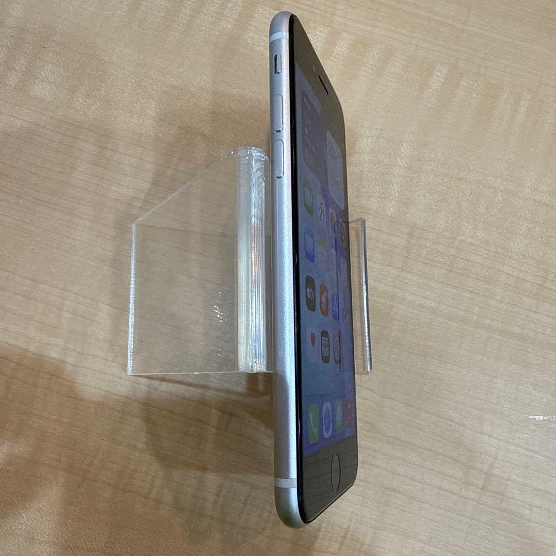 【美品】iPhone SE 第3世代 スターライト 64GB SIMフリー