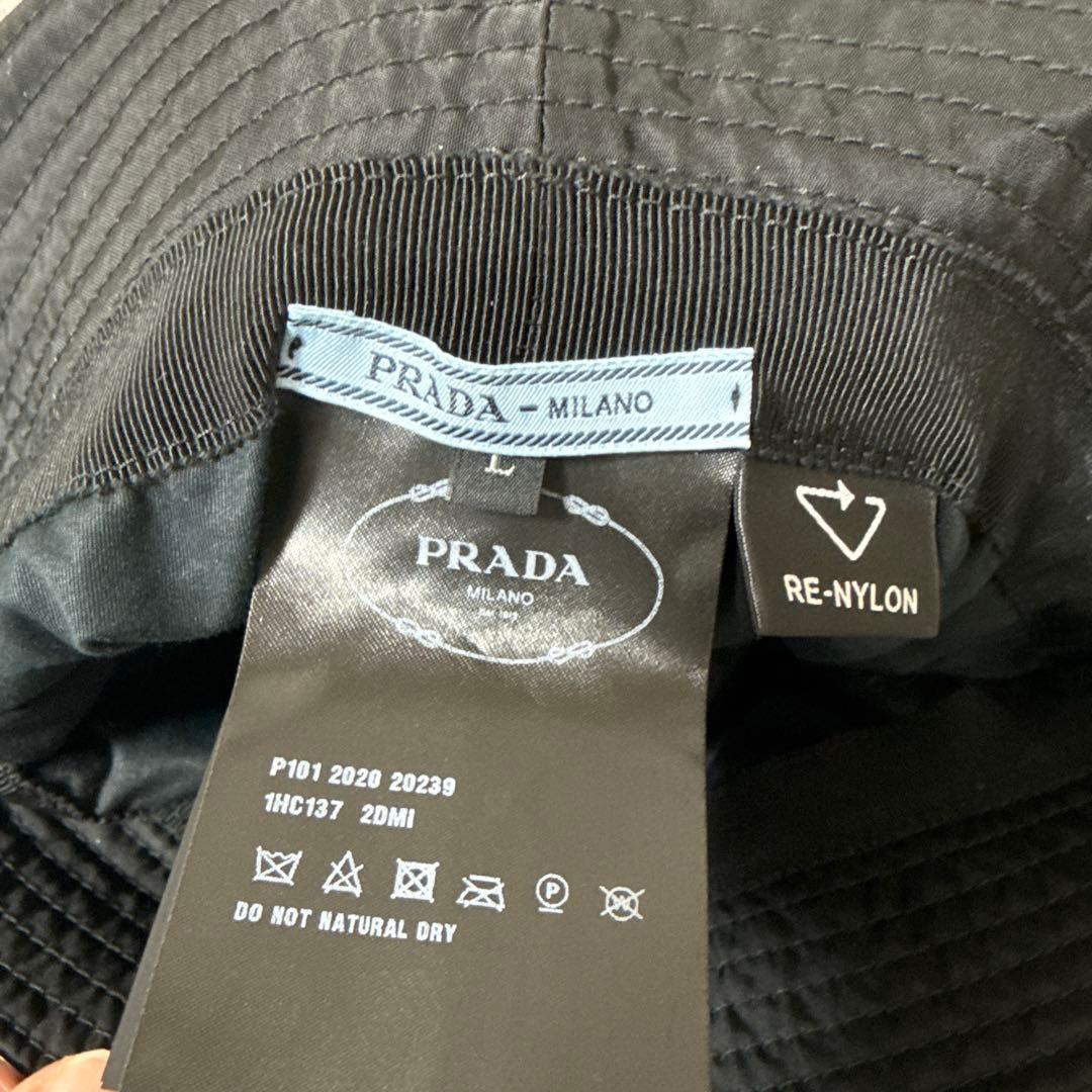 プラダ　バケットハット