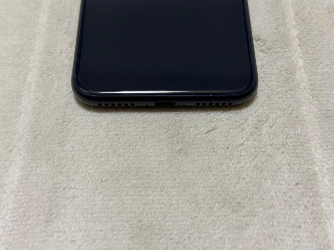 iPhone SE 3世代 64GB SIMフリー