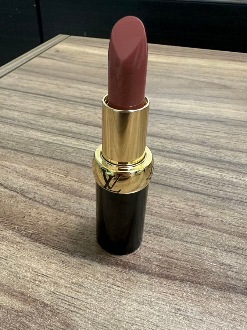 神*子様 LV ルージュ - サテン リップスティック 202 グロリアス クエ
