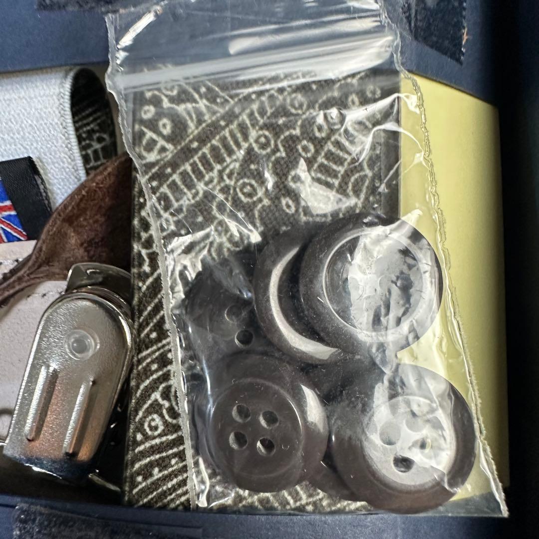 英国製アルバートサーストン クラシック6ボタン留ブレイス 2500/2 ペイズリ