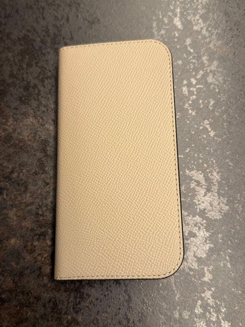 BONAVENTURA iPhone 17 Pro ダイアリーケース