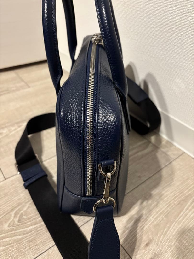 チマブエCIMABUE　エメリーⅡ ミニマルショルダーバッグ