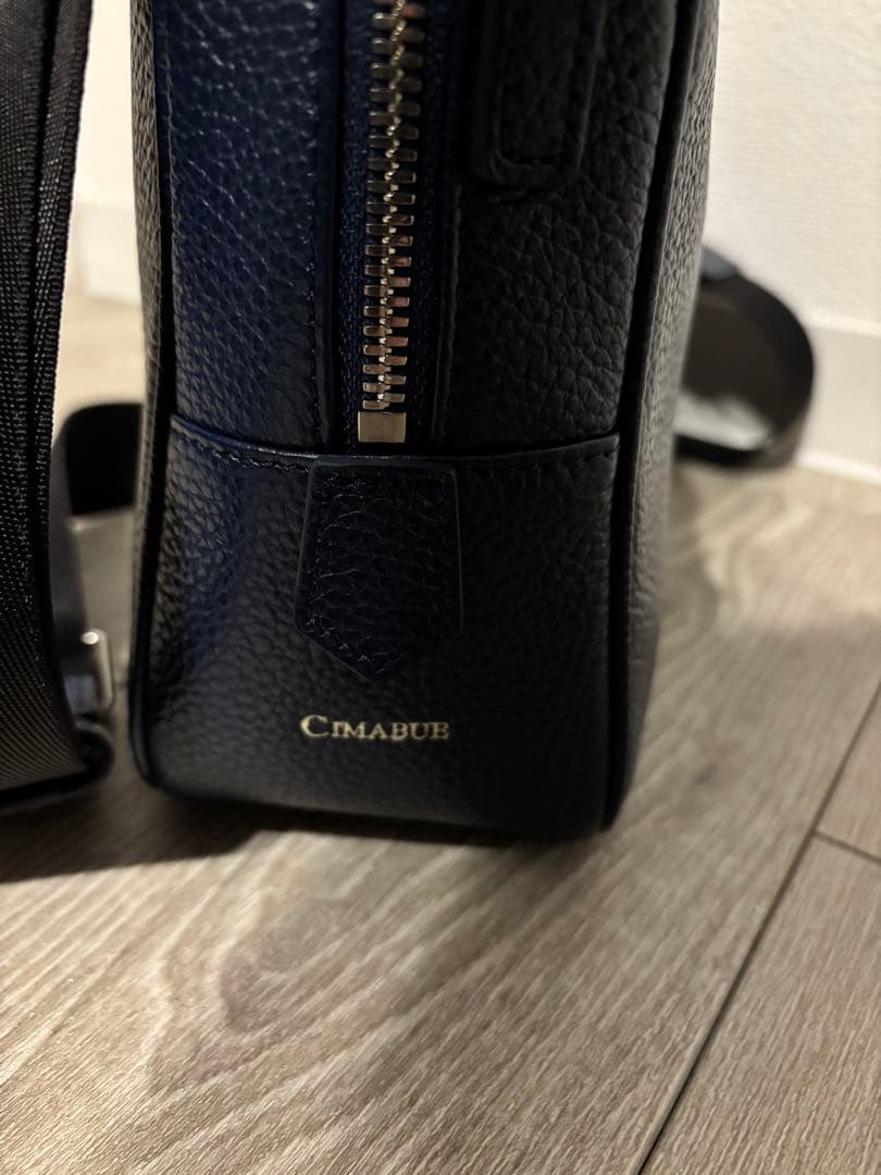 チマブエCIMABUE　エメリーⅡ ミニマルショルダーバッグ