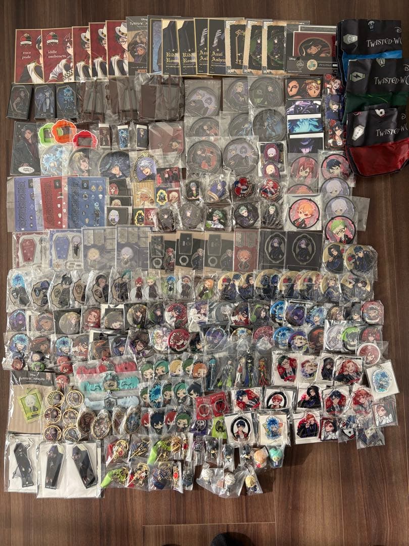 【お買得】ツイステッドワンダーランドグッズまとめ売り約250点大量セット
