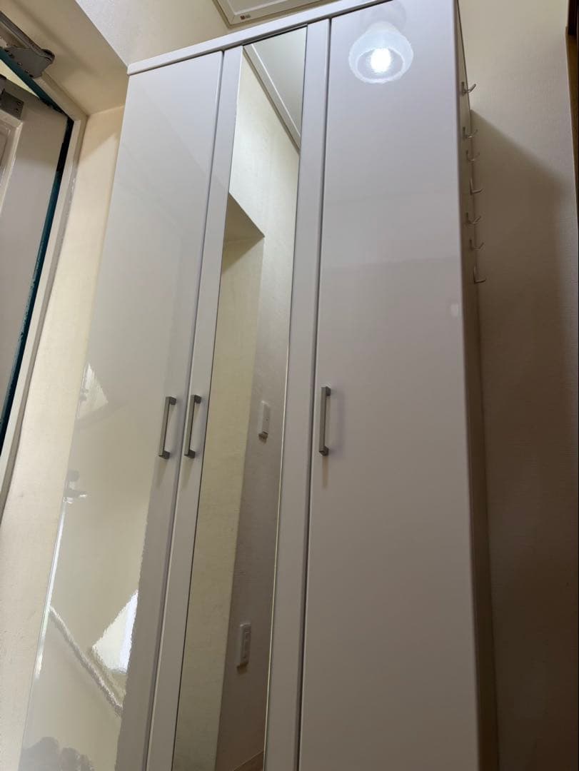 ホワイトシューズキャビネット ミラー付き