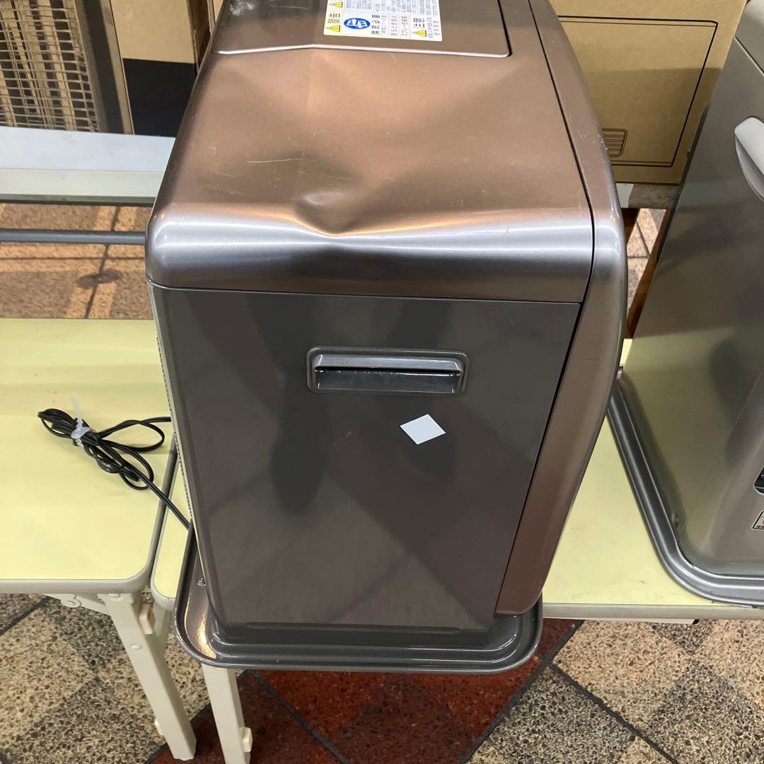 2022年製　CORONA 石油ファンヒーター エコモード搭載