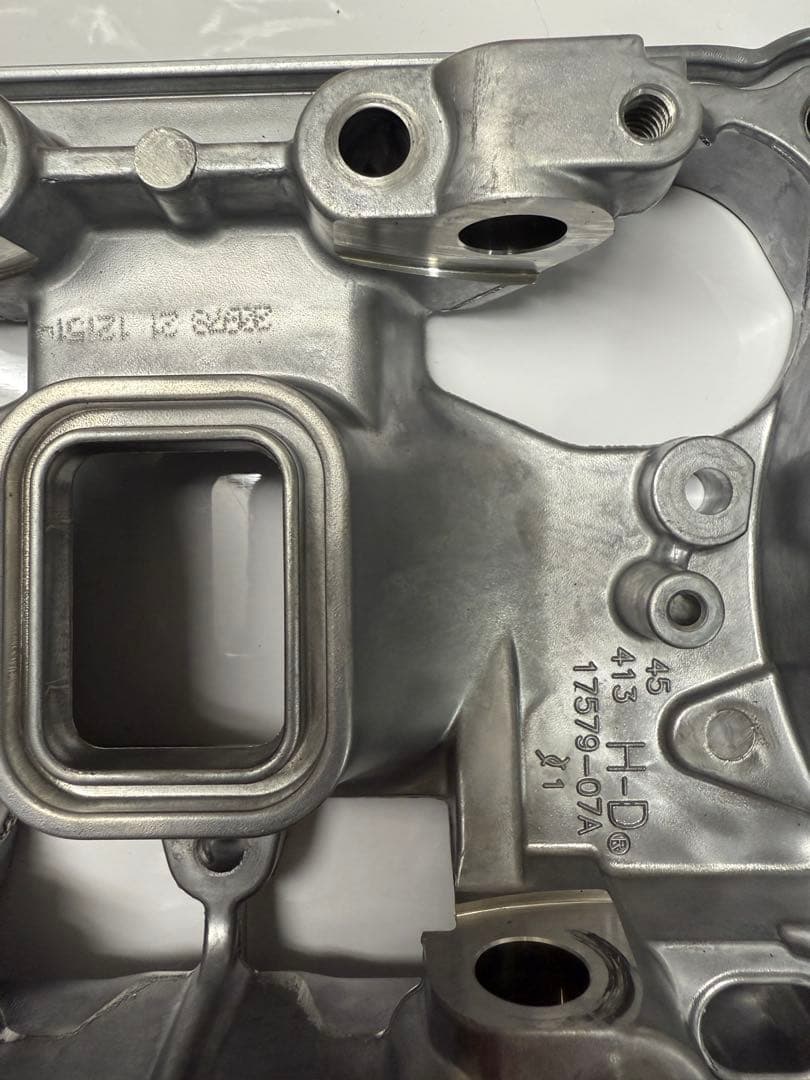 16年フォーティエイト　スポーツスター　純正パーツ