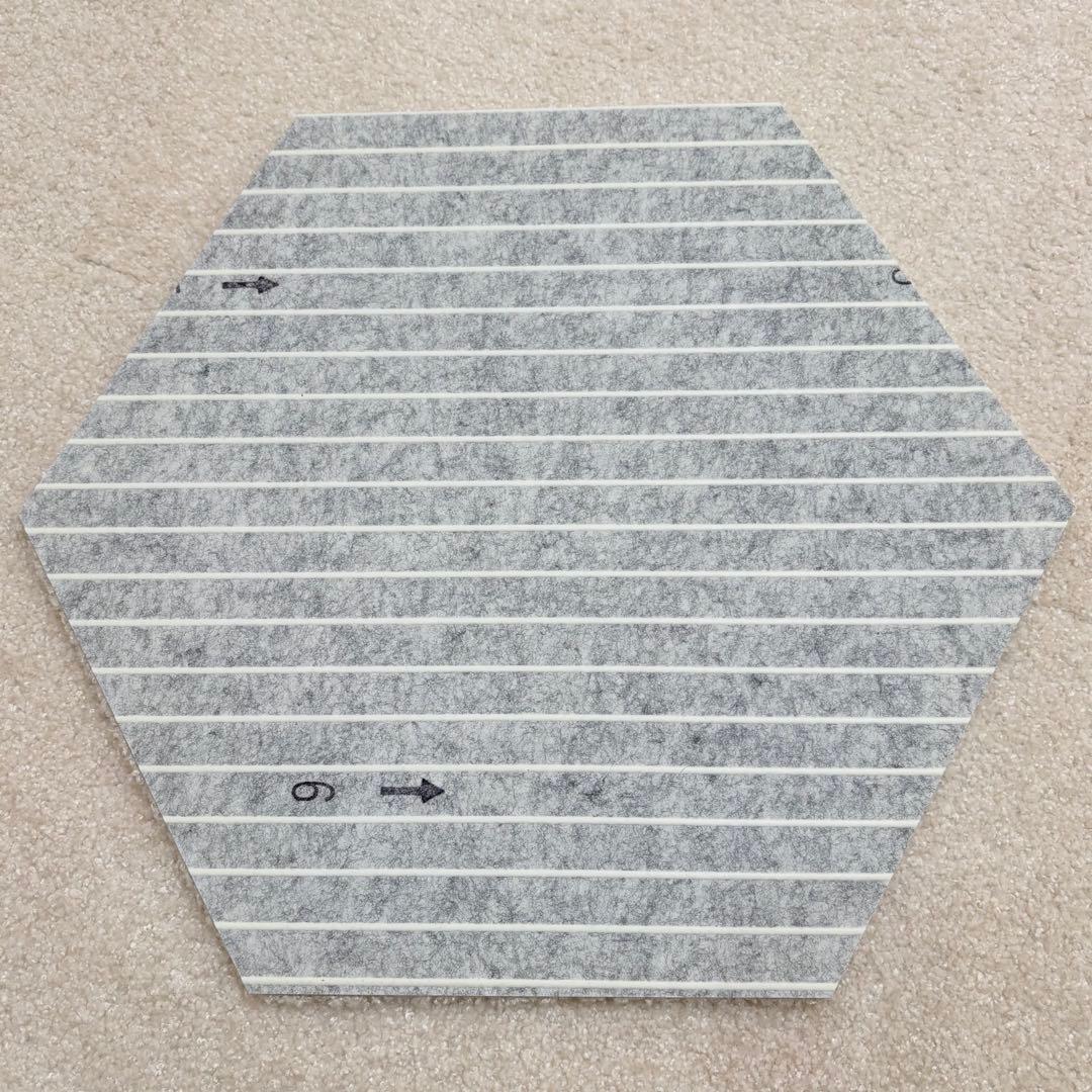 ハニカム タイルラグ　パールホワイト　六角形 タイルカーペット　22枚