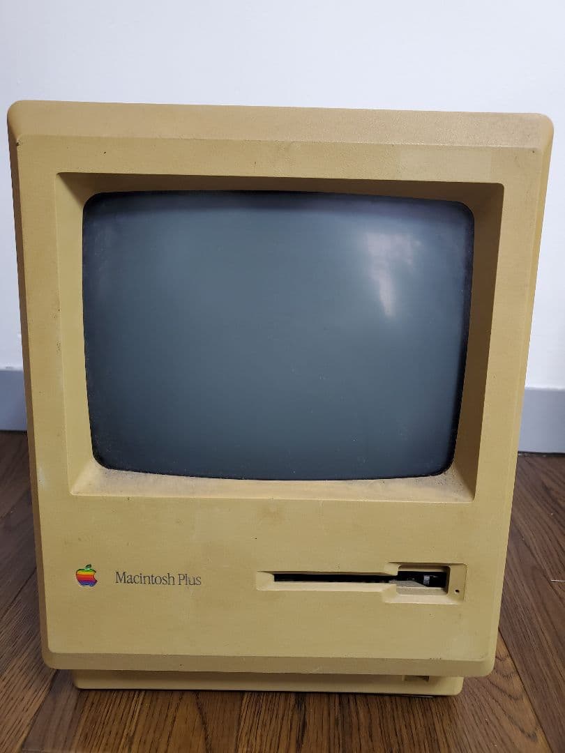 Apple Macintosh Plus 1MB デスクトップ ドライブ マウス