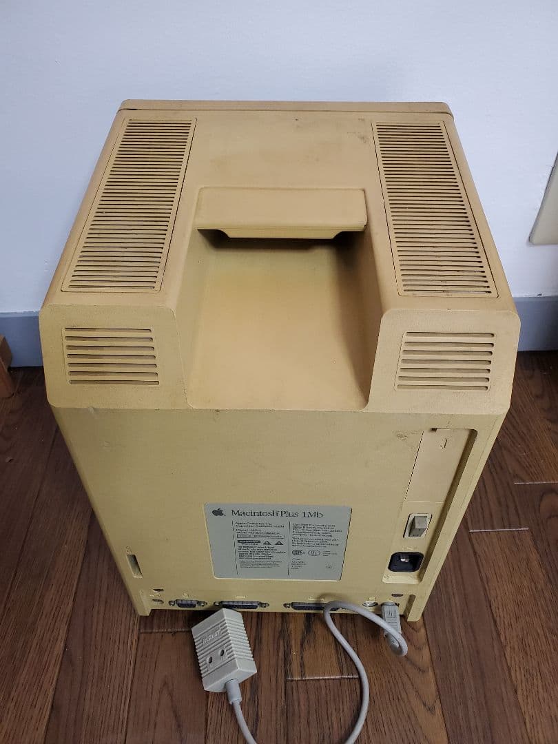 Apple Macintosh Plus 1MB デスクトップ ドライブ マウス