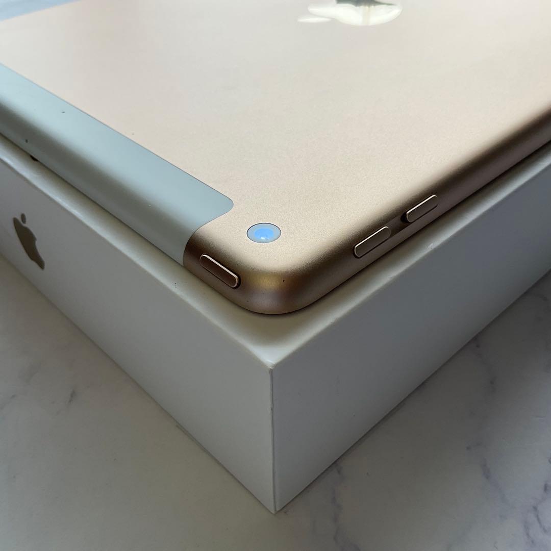 【良品】Apple iPad 第5世代 Wi-Fi Cellular 32GB