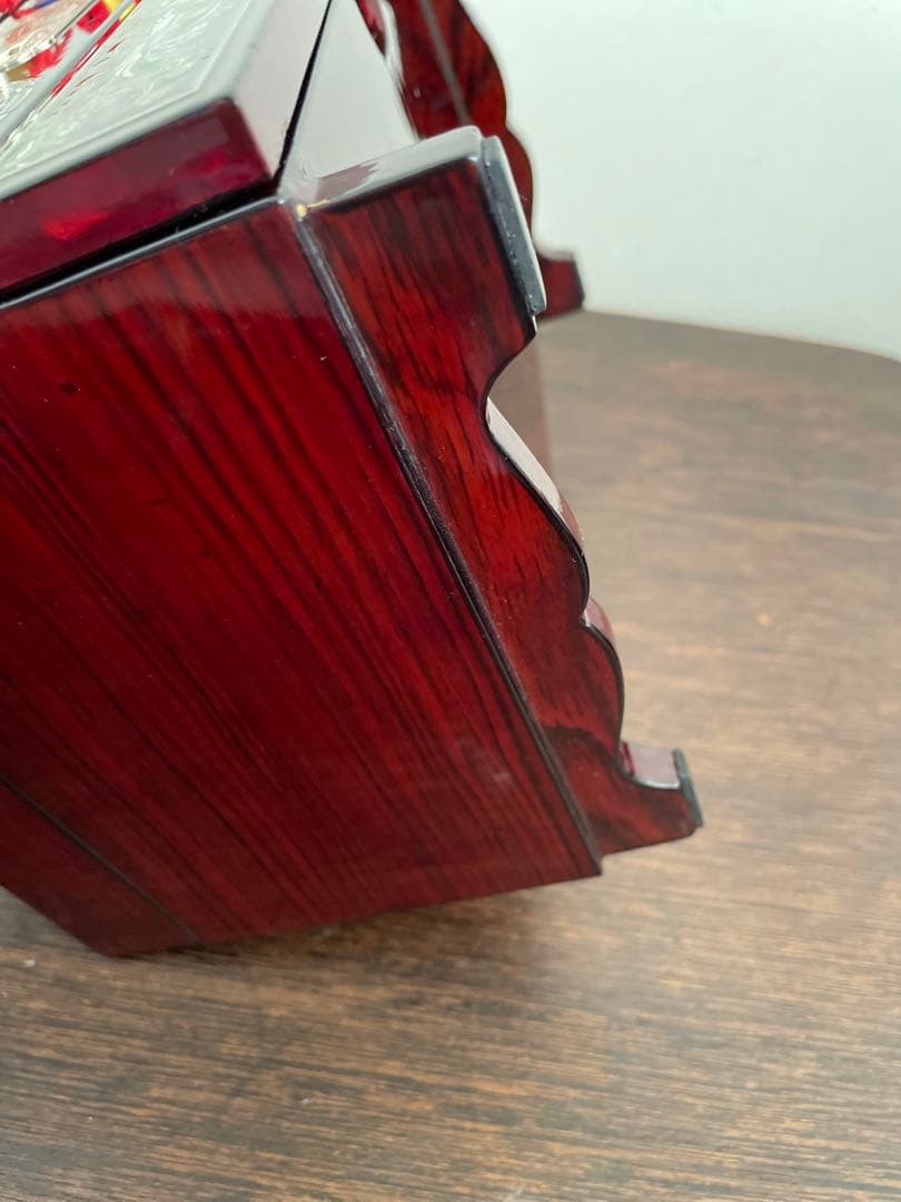 うさぎと蝶模様　貝殻細工　螺鈿 螺鈿細工 漆器　宝石箱 ジュエリーボックス