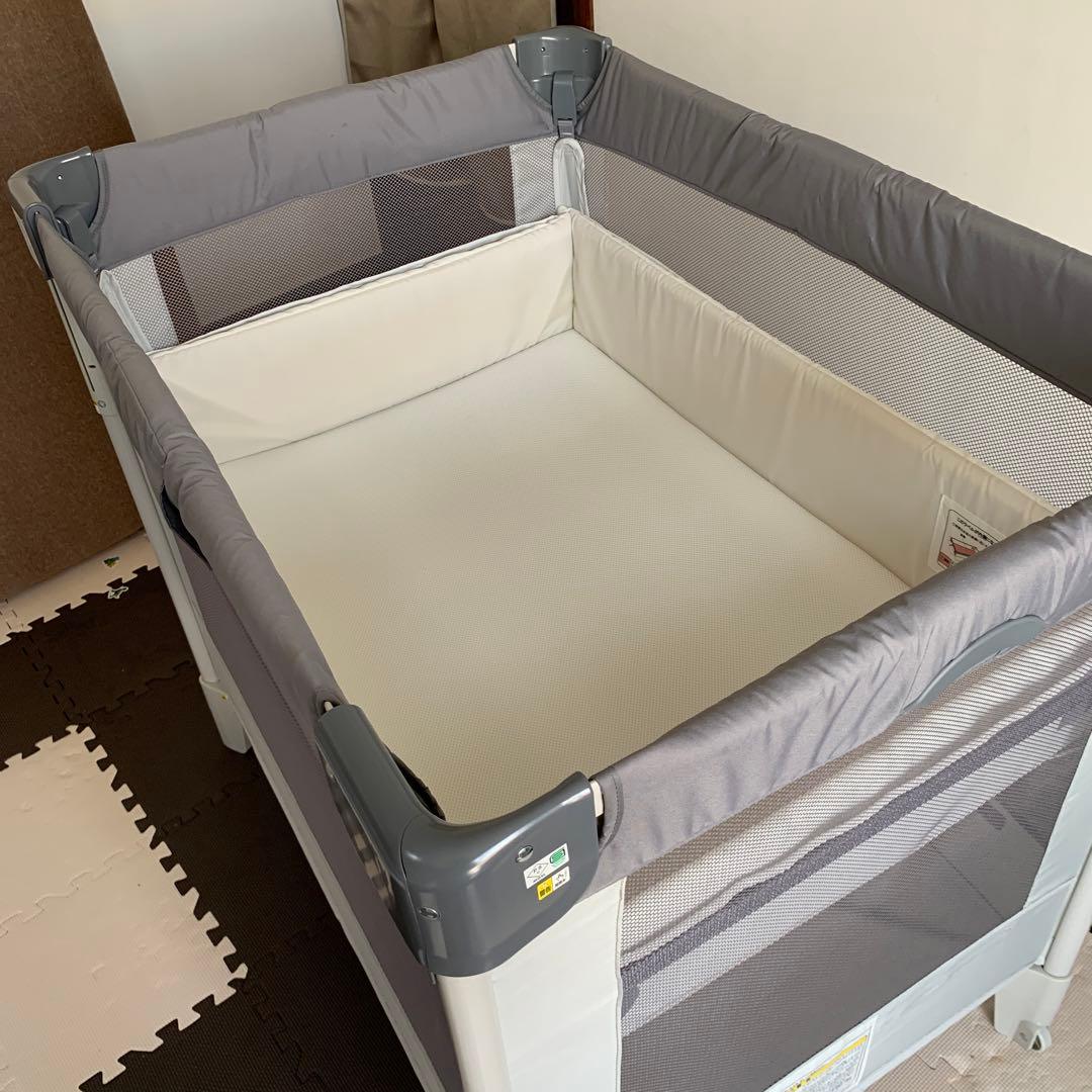 ココネルエアー AB アップリカ ベビーベッド