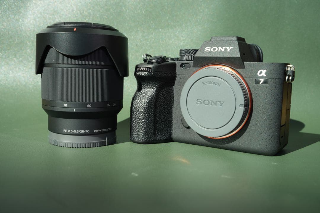 【美品】SONY α7IV ILCE-7M4レンズキット,ソニーミラーレス一眼