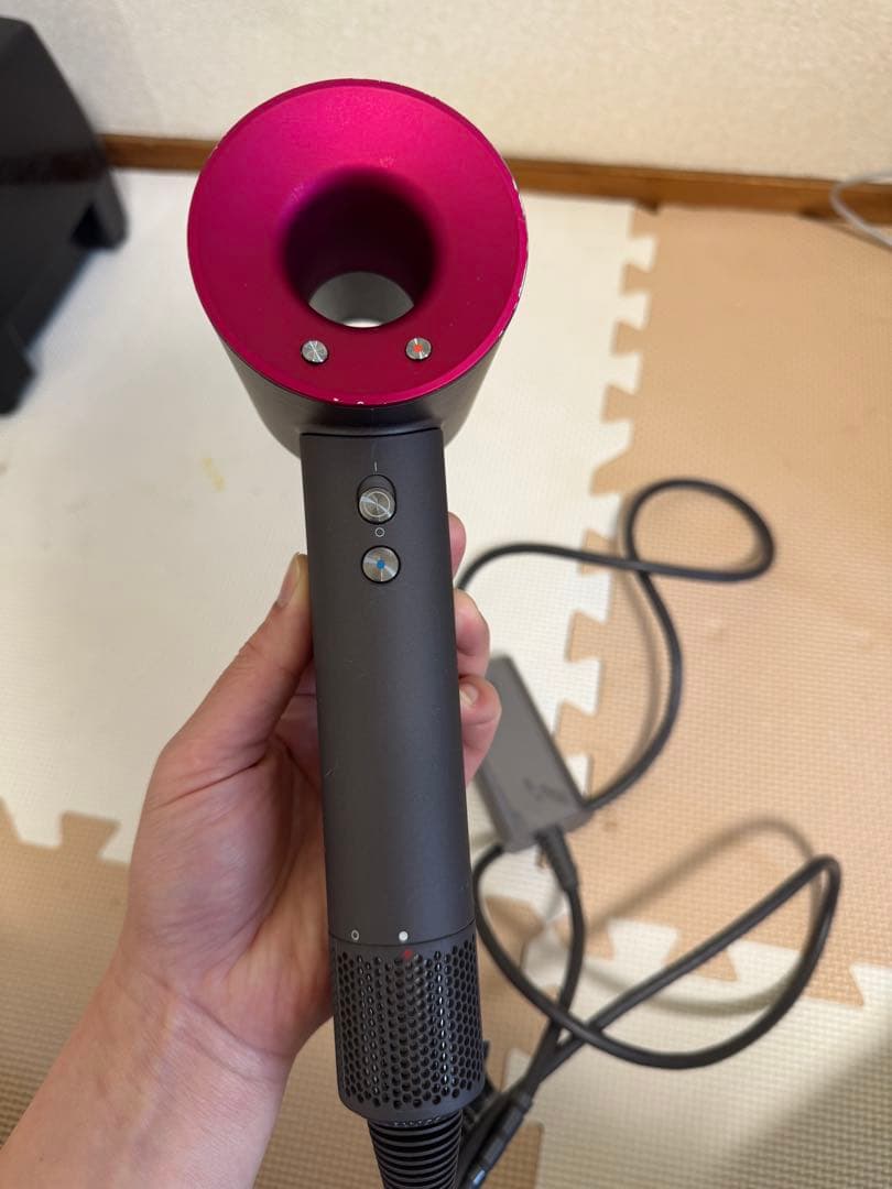 Dyson Supersonic HD03ヘアドライヤー グレー/ピンク