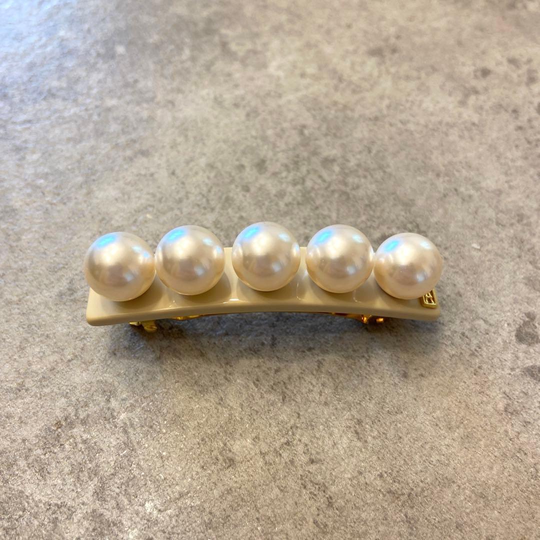 アレクサンドルドゥパリ パール バレッタ