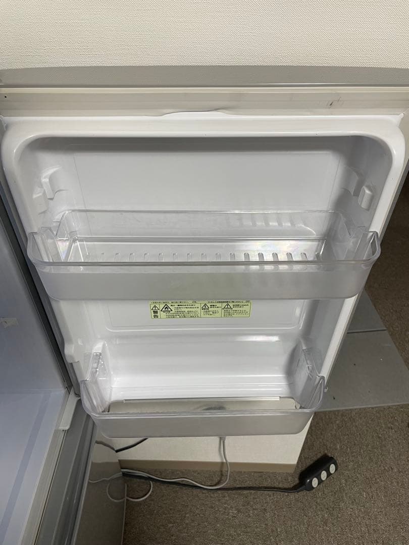 【最終価格】シルバー冷蔵庫　両開き対応　SJ-D14C-S