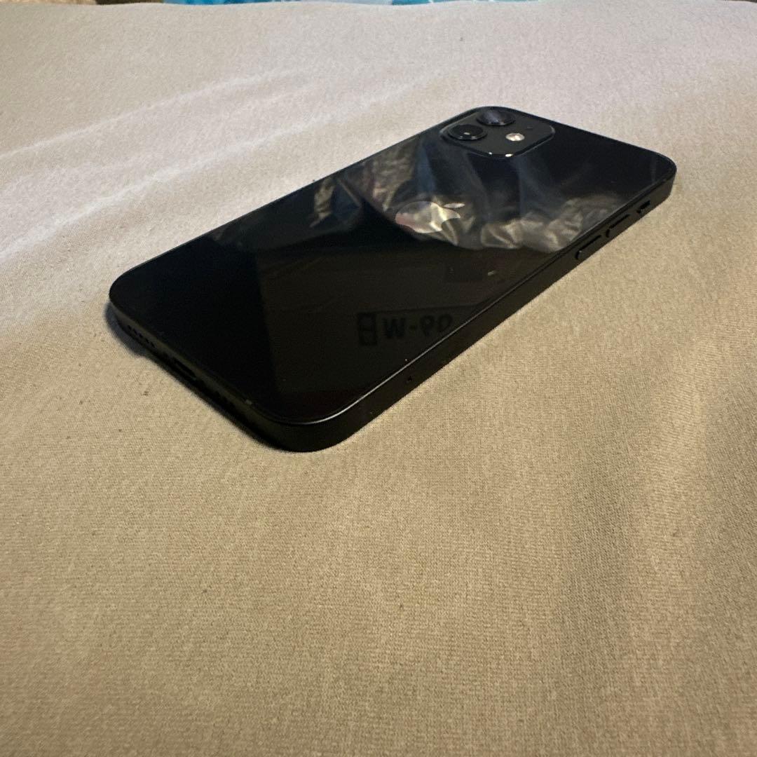 iPhone 12 64GB SiMフリー