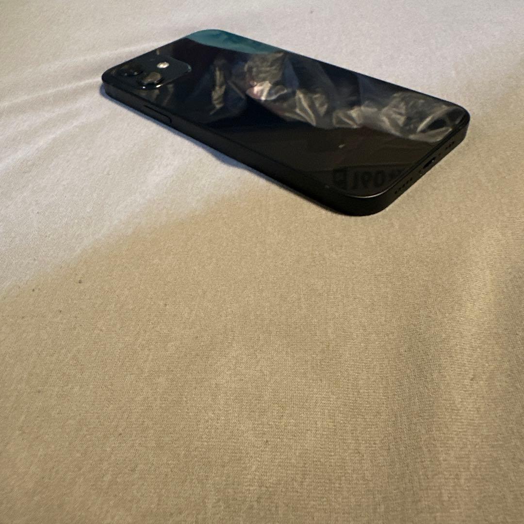 iPhone 12 64GB SiMフリー