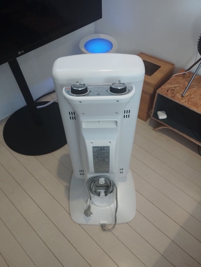 美品 アラジン 遠赤グラファイトヒーター白AEH-2G10AJ 2021年製