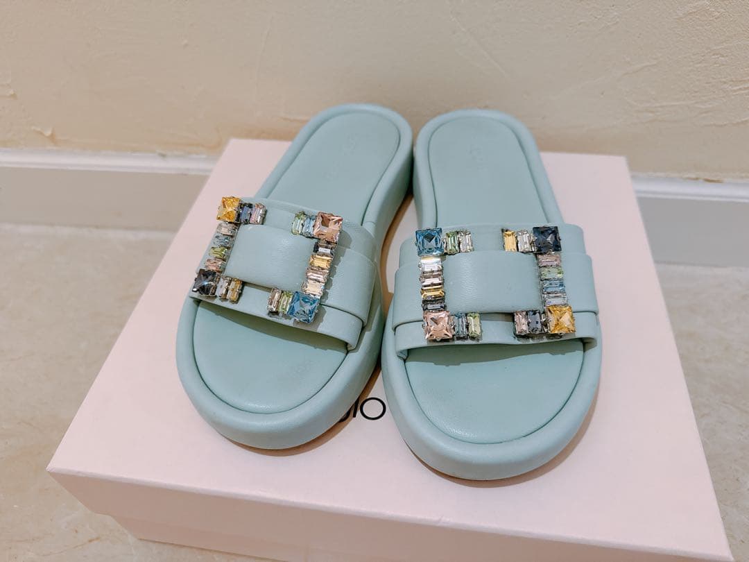 ★セルジオロッシ ビジューサンダル ミントグリーン 36.5★