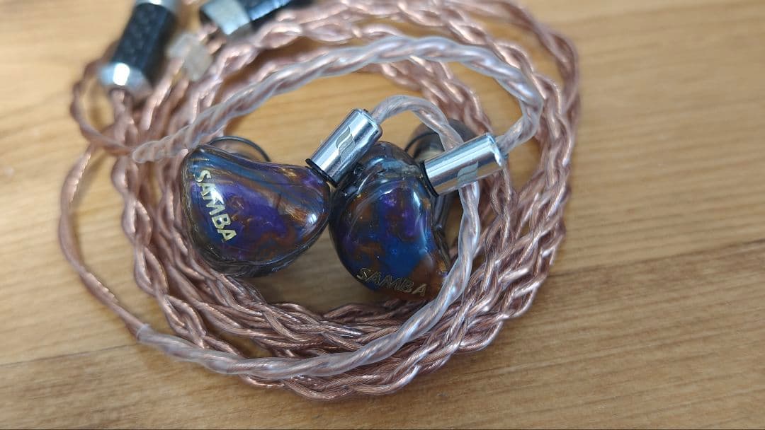 jomo audio samba イヤホン ユニバーサル