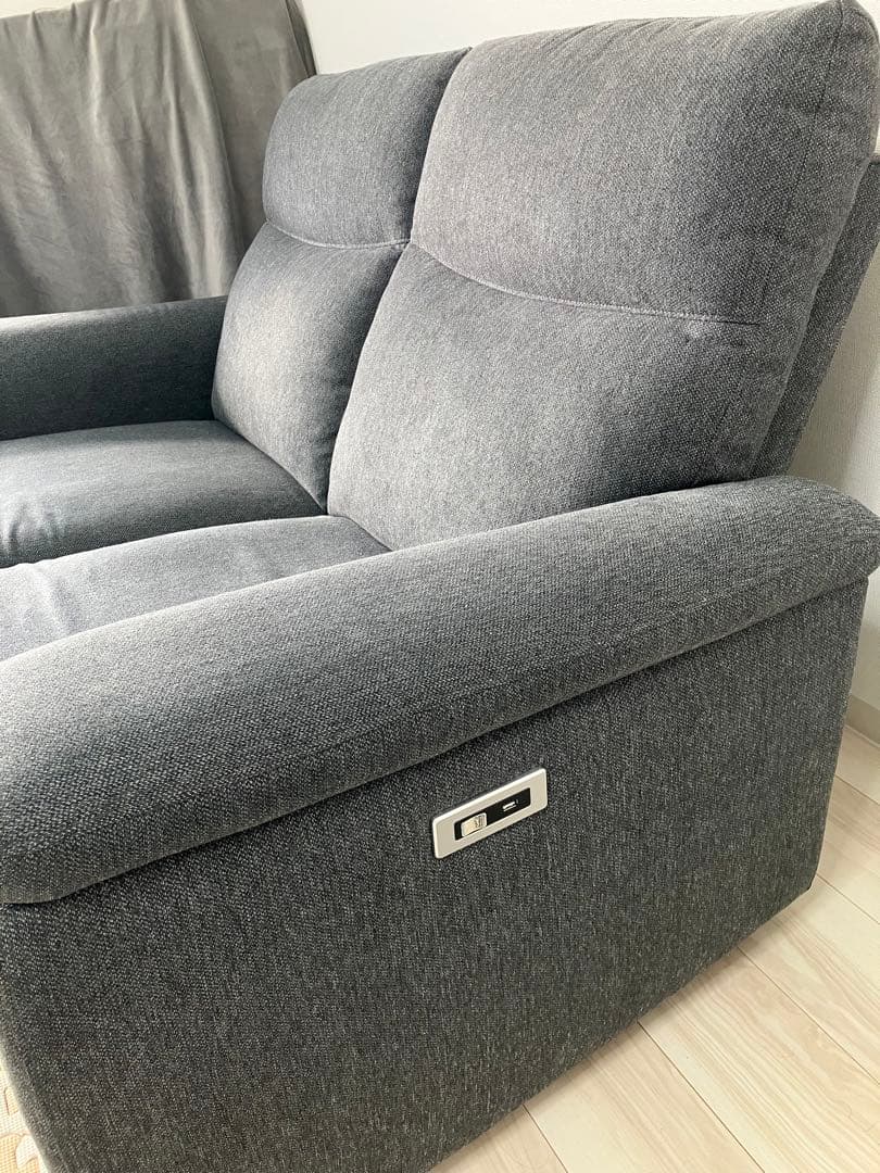 【残り1日の出品　随時値下げ実施中】電動リクライニングソファ2人掛け