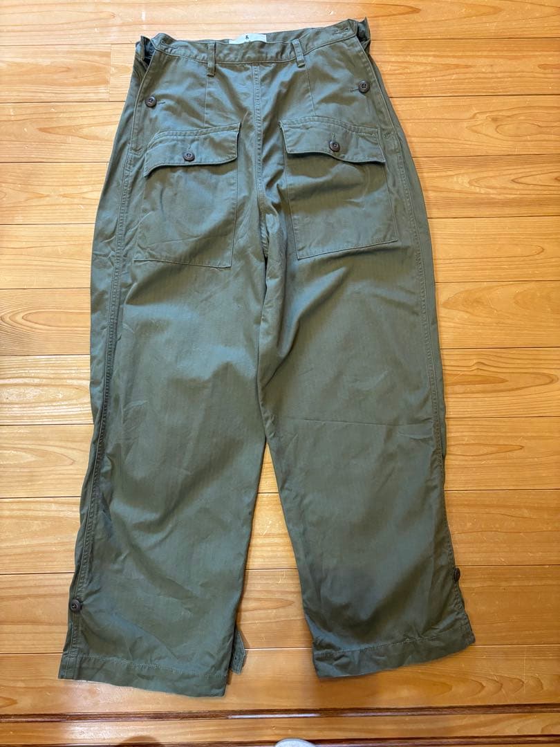 カレンソロジー　&RC ヴィンテージライクカーゴパンツ　ミリタリー　カーキ