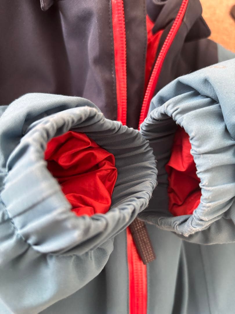 パタゴニア　Patagoniaスノージャンプスーツ110&帽子