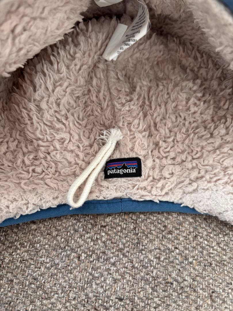 パタゴニア　Patagoniaスノージャンプスーツ110&帽子