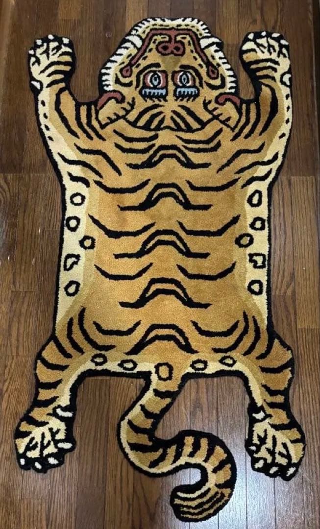 チベタンタイガーラグJOURNALSTANDARDFURNITURE