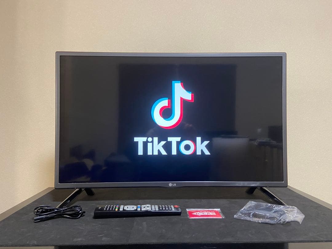 【今だけ優待価格】LG 32V型フルHD・IPS/直下型LED｜外付HDD録画