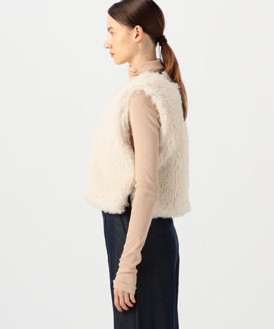 【美品】 Ballsey トゥモローランド プードルファー Vネックベスト