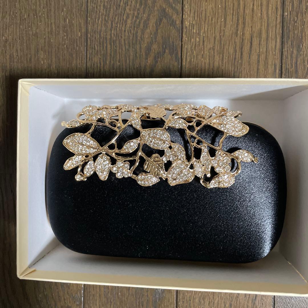 装飾付きブラッククフォーマルバッグ