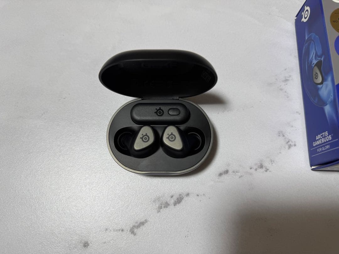 【極美品】SteelSeries Arctis GameBuds BLACK