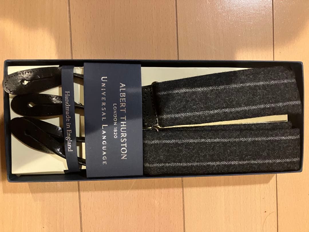 アルバートサーストン　サスペンダー　プレイシーズ　チャコールグレー