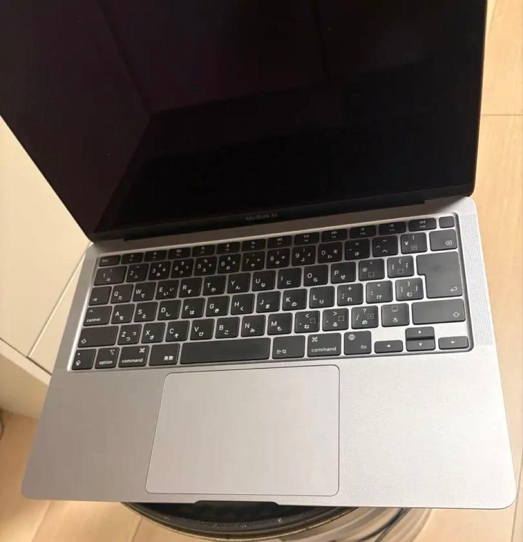 macbook air m1 13インチ メモリ16GB 256GB