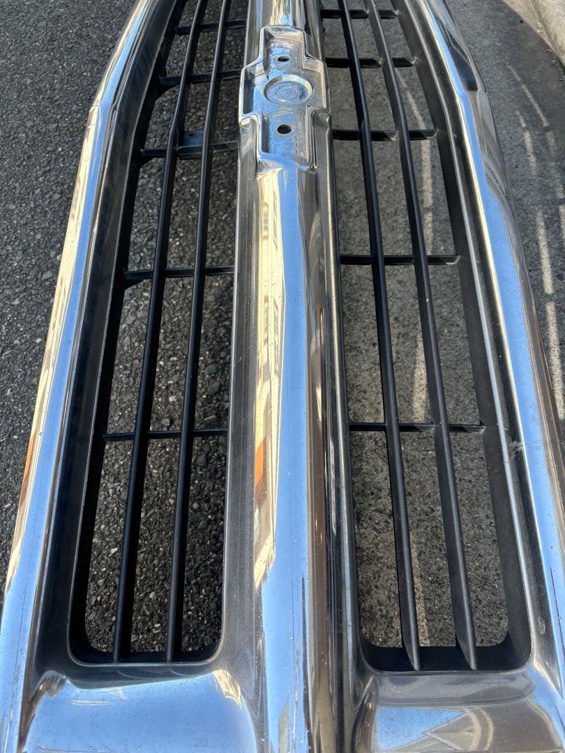 GM純正 後期グリル C/K タホ サバーバン シボレー