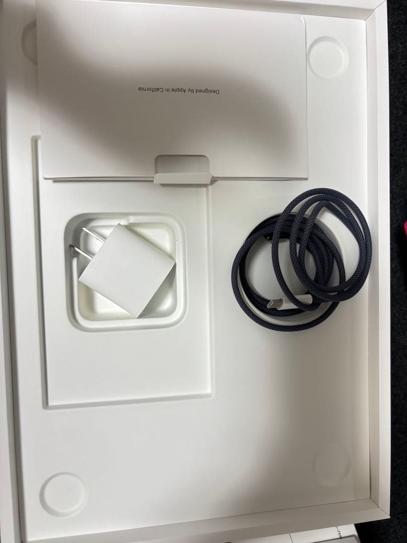 MacBook Air 13.6インチ M2チップ 256GB ミッドナイト