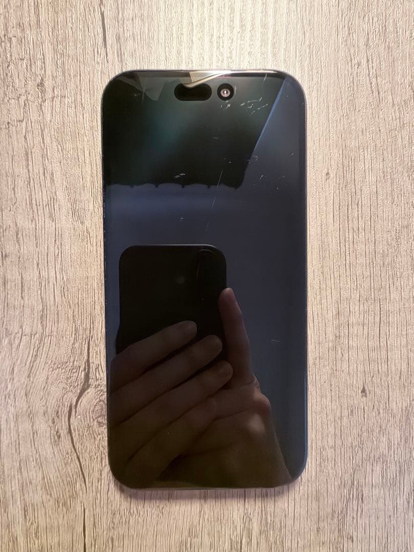 A*A様 iPhone 15 256GB ブラック SIMフリー 本体美品 箱付