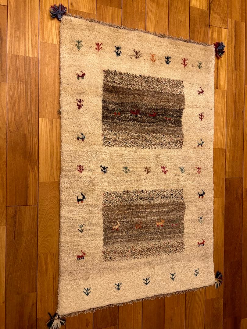 期間限定価格　一点もの　ギャッベ　シーラーズ産　カシュガイ族