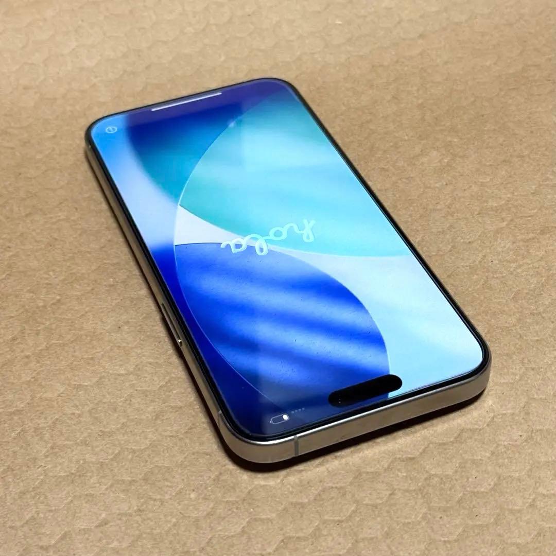 ズ*イ 【美品】Apple iPhone15 Pro Max 256GB