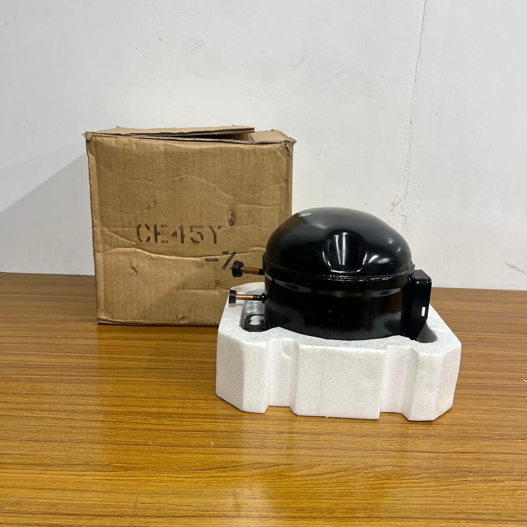 未使用 冷媒 CE45Y-Z 41000165コンプレッサー パーツ