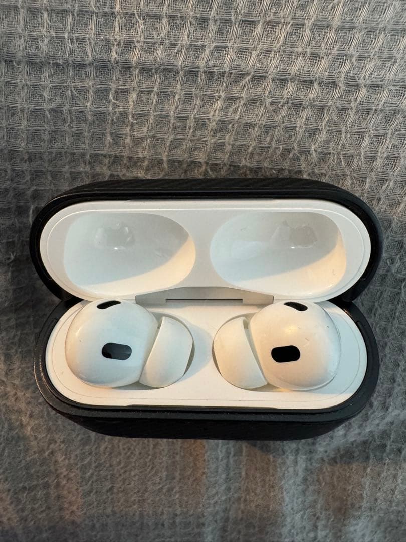 Apple AirPods Pro 第2世代 使用回数少 PITAKAケース付き