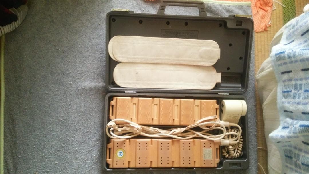 交流磁気機器（ケース入り）