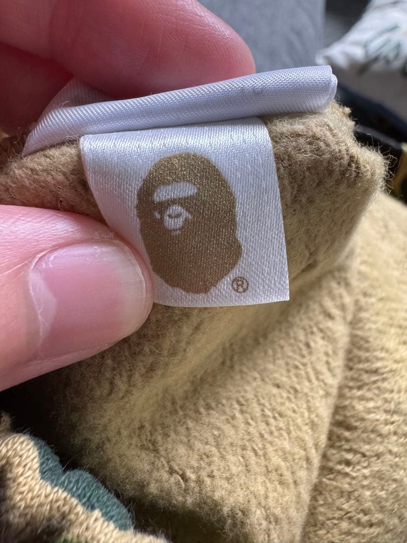 美品 A BATHING APE SHARK ハーフパンツ Mサイズ