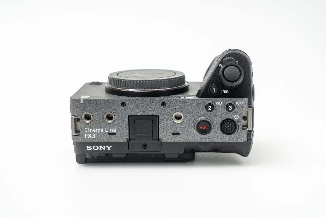 SONY FX3 美品｜撮影枚数827枚｜ボディのみ｜元箱・付属品完備｜使用極少